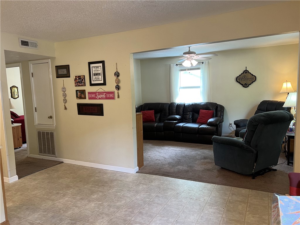 Prairie Oaks - Residential