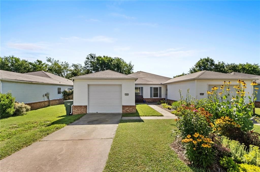 Houston Meadows - Residential