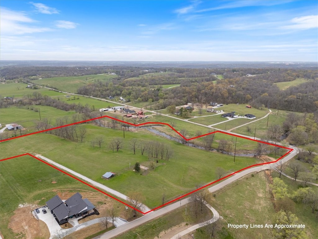 Tontitown Outlots 2000 Annex - Land