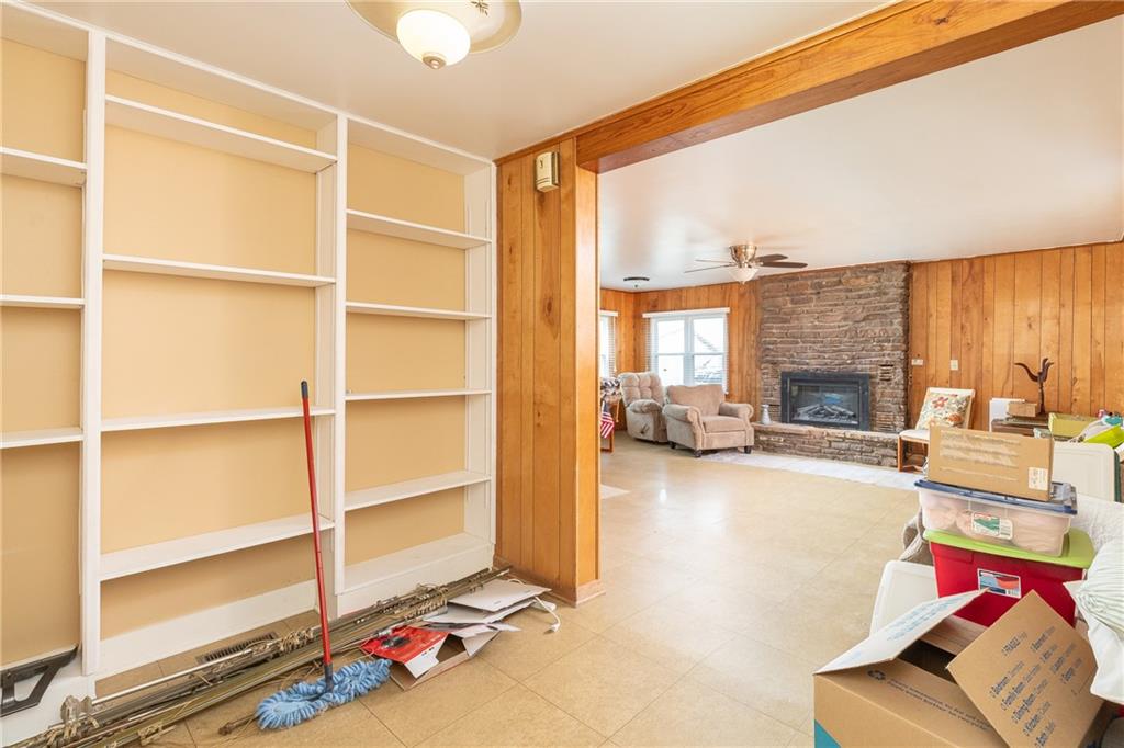 Fayetteville Outlots - Land