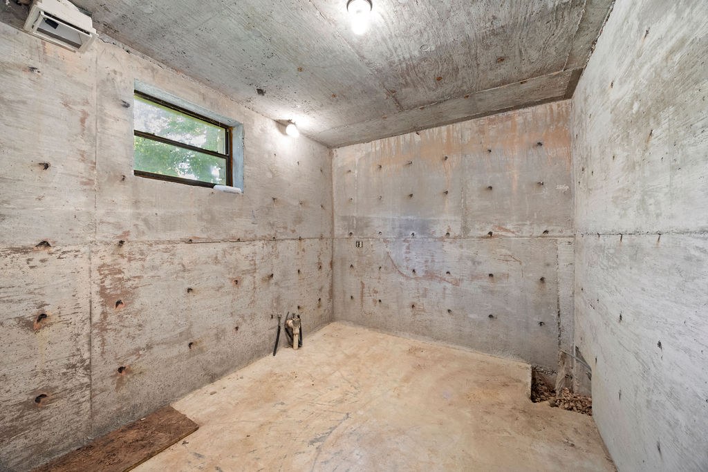 27-18-32-RURAL - Residential