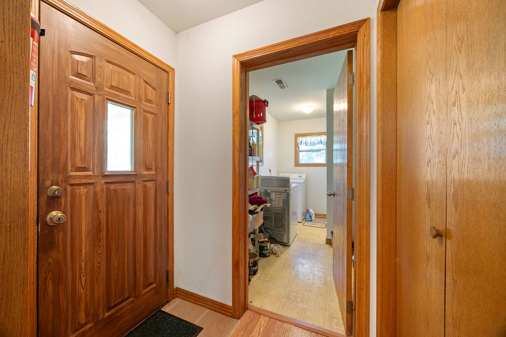 27-18-32-RURAL - Residential