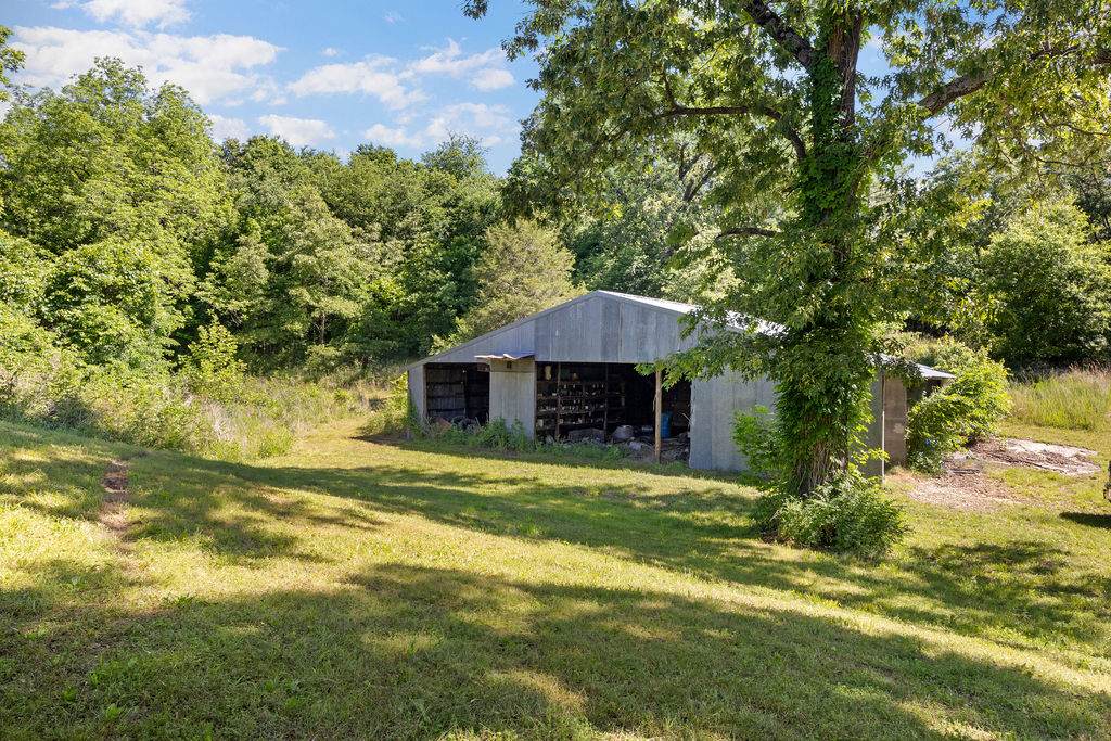27-18-32-RURAL - Residential
