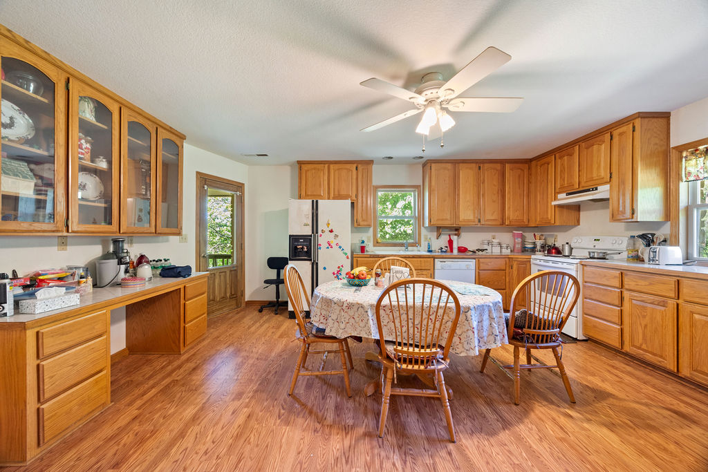 27-18-32-RURAL - Residential