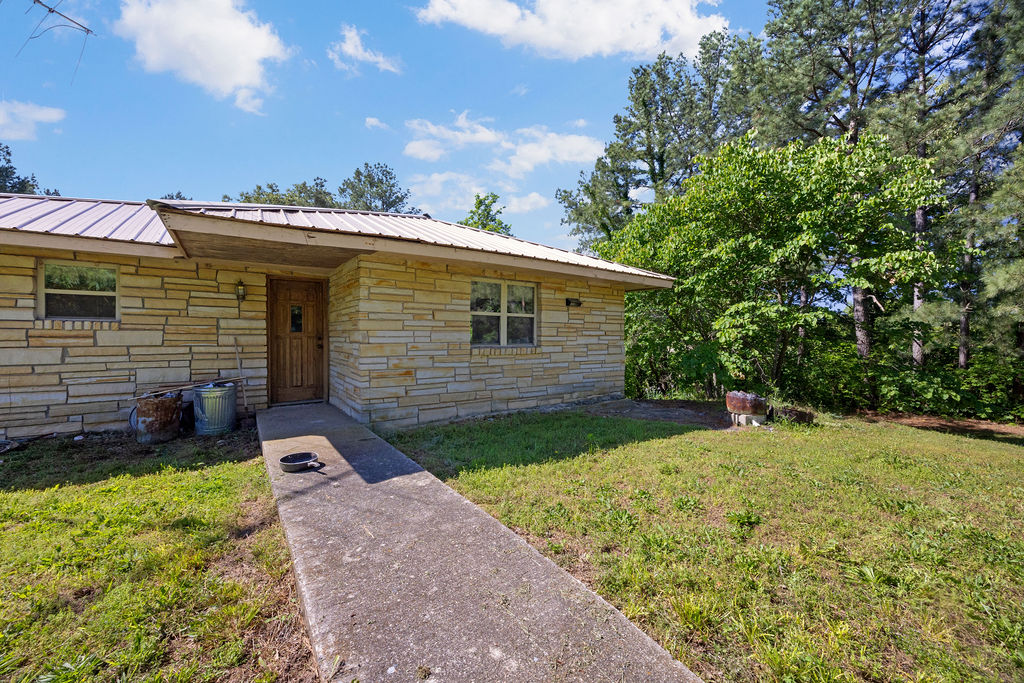 27-18-32-RURAL - Residential