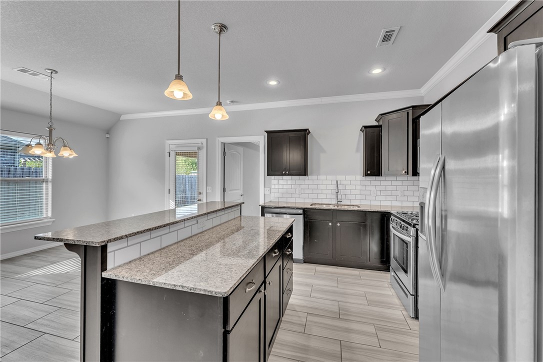 Emerald Point - Residential