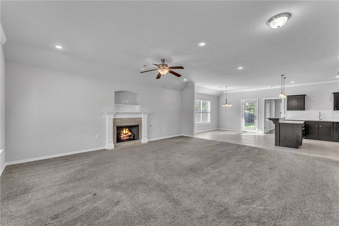 Emerald Point - Residential