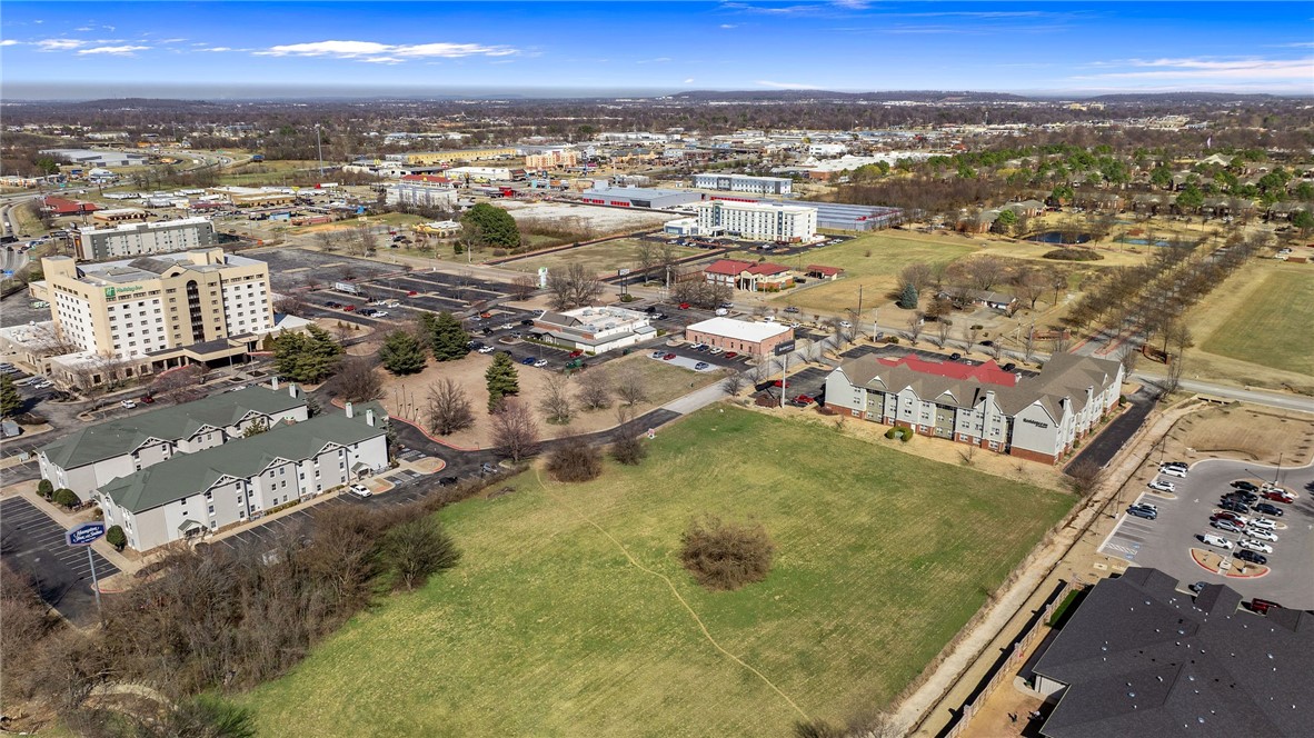 Springdale Outlots - Commercial Sale