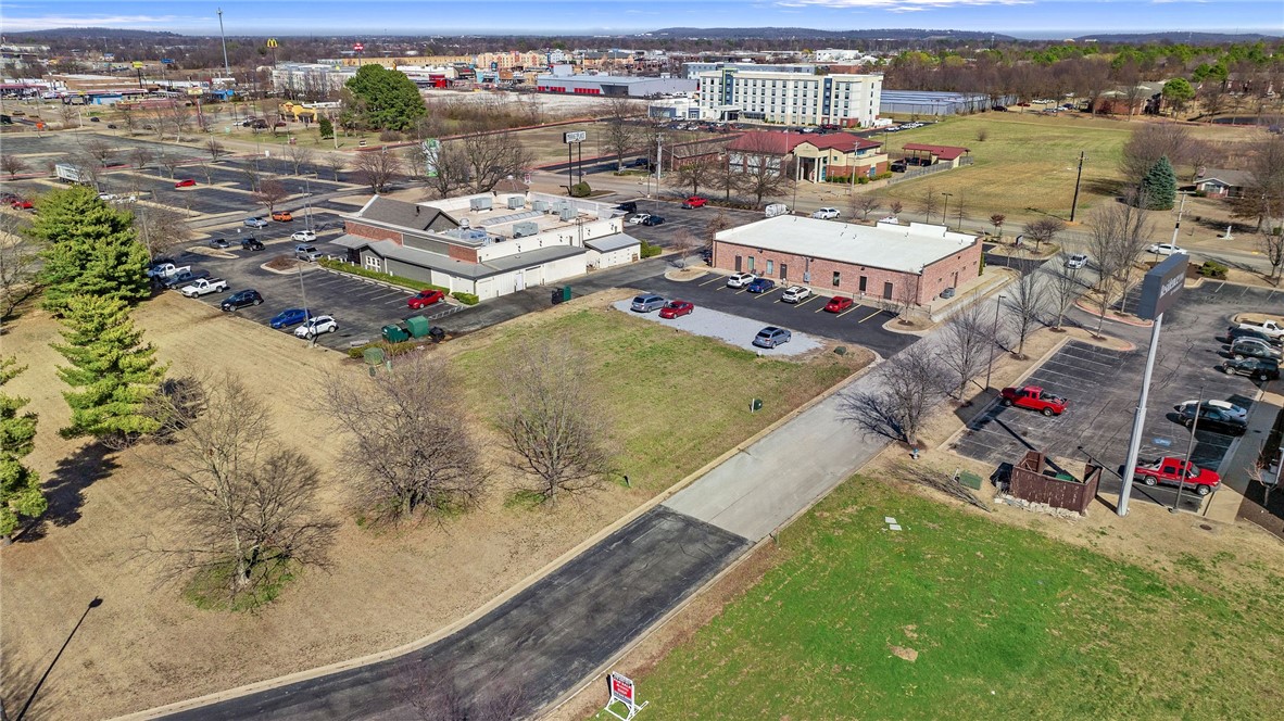 Springdale Outlots - Commercial Sale