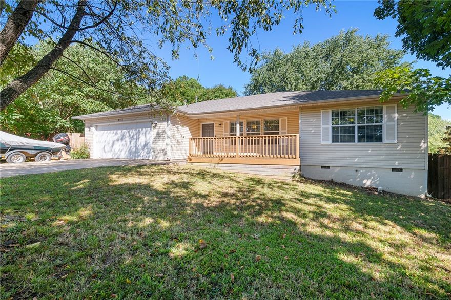 Fantastic 3 bed/2 bath home in the heart of Fayetteville minutes from Gulley Park. This home features a split-floor plan with a very large living area with wood laminate flooring. Roomy eat-in kitchen with tile countertops, ample amount of cabinet space, and access to the large deck in the backyard. Bedrooms have plenty of natural lighting, ceiling fans, and carpet. Master bedroom has a great walk-in closet. Large partially covered front deck and mature trees. New HVAC, Roof, and Paint in 2019. Surrounded by restaurants, businesses, and much more!