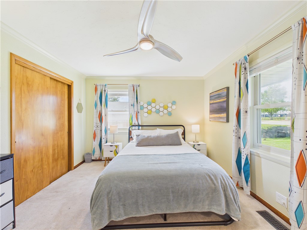 McGaugheys Orchard Add Rogers - Residential