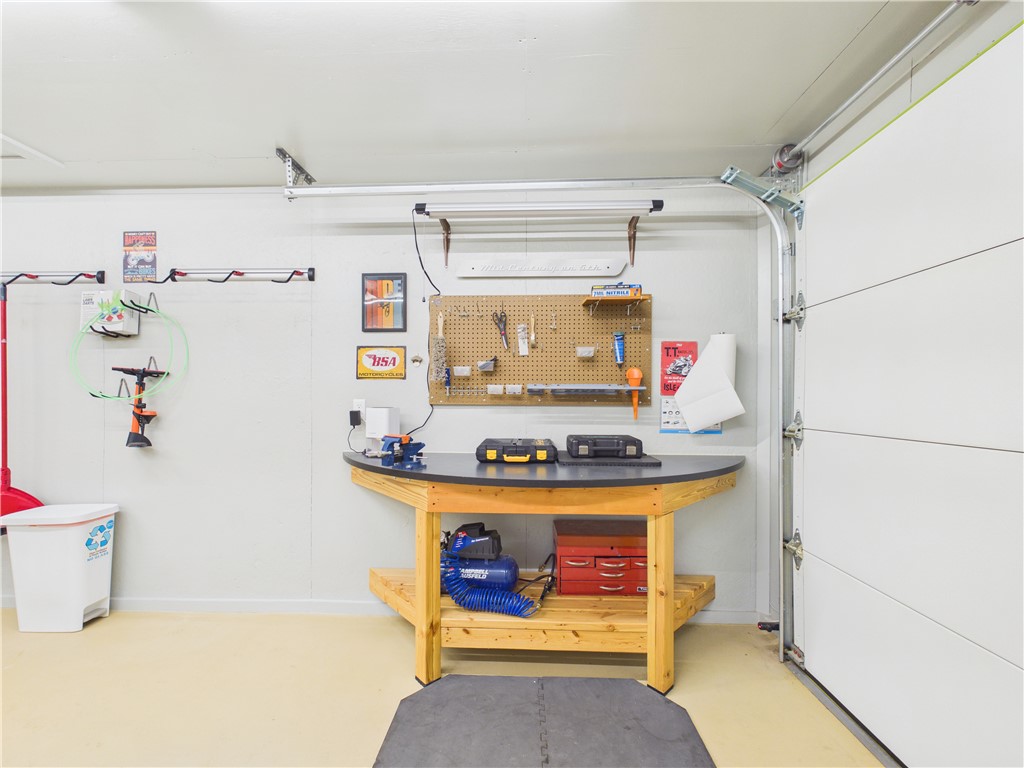 McGaugheys Orchard Add Rogers - Residential