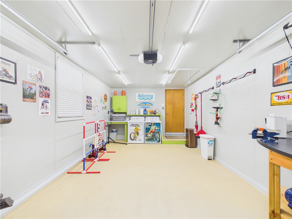 McGaugheys Orchard Add Rogers - Residential