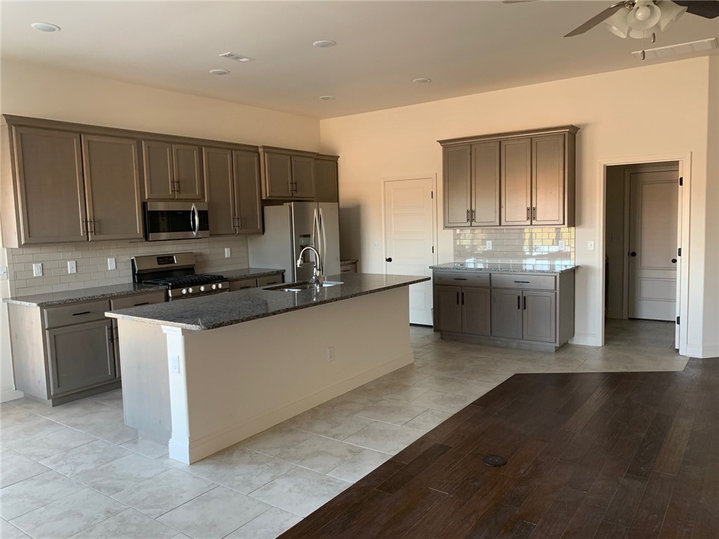 Orchard Park Sub Ph1 Centerton - Residential Lease