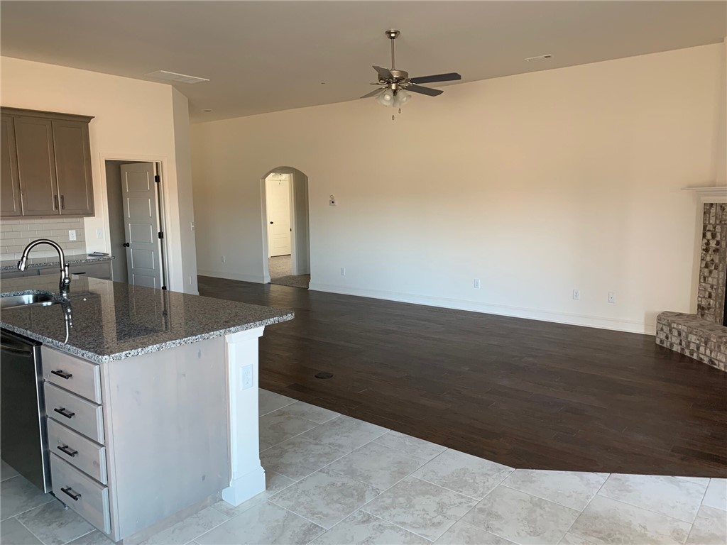 Orchard Park Sub Ph1 Centerton - Residential Lease