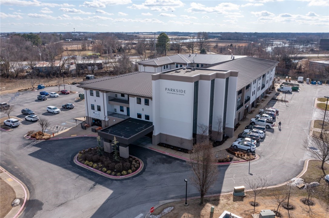 First floor retail/office space at the recently renovated Parkside Apartments and Shops. Exterior entrance. Ample on-site parking. Monthly rate is $1,400, $3.00/SF CAM and $100/Month for internet.