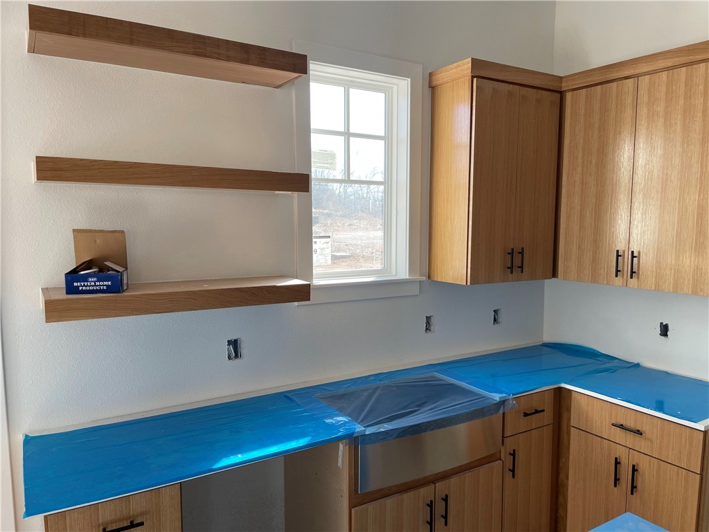 Johnson Square Ph 1b - Residential Income