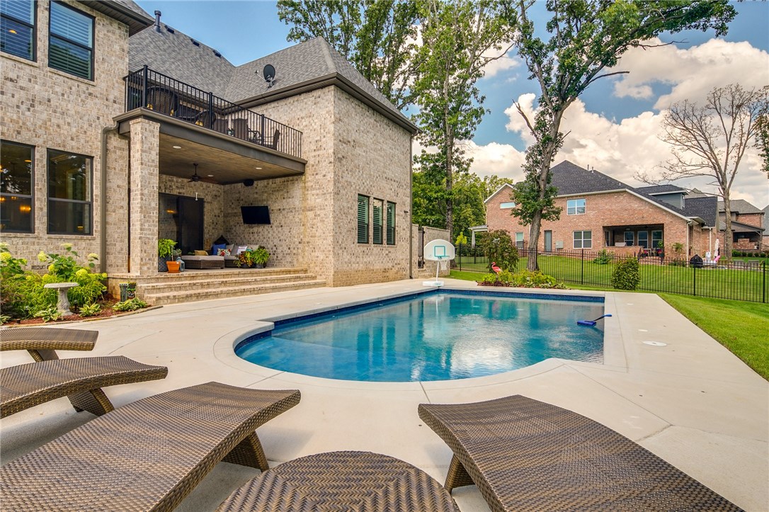 Oak Tree Centerton - Residential