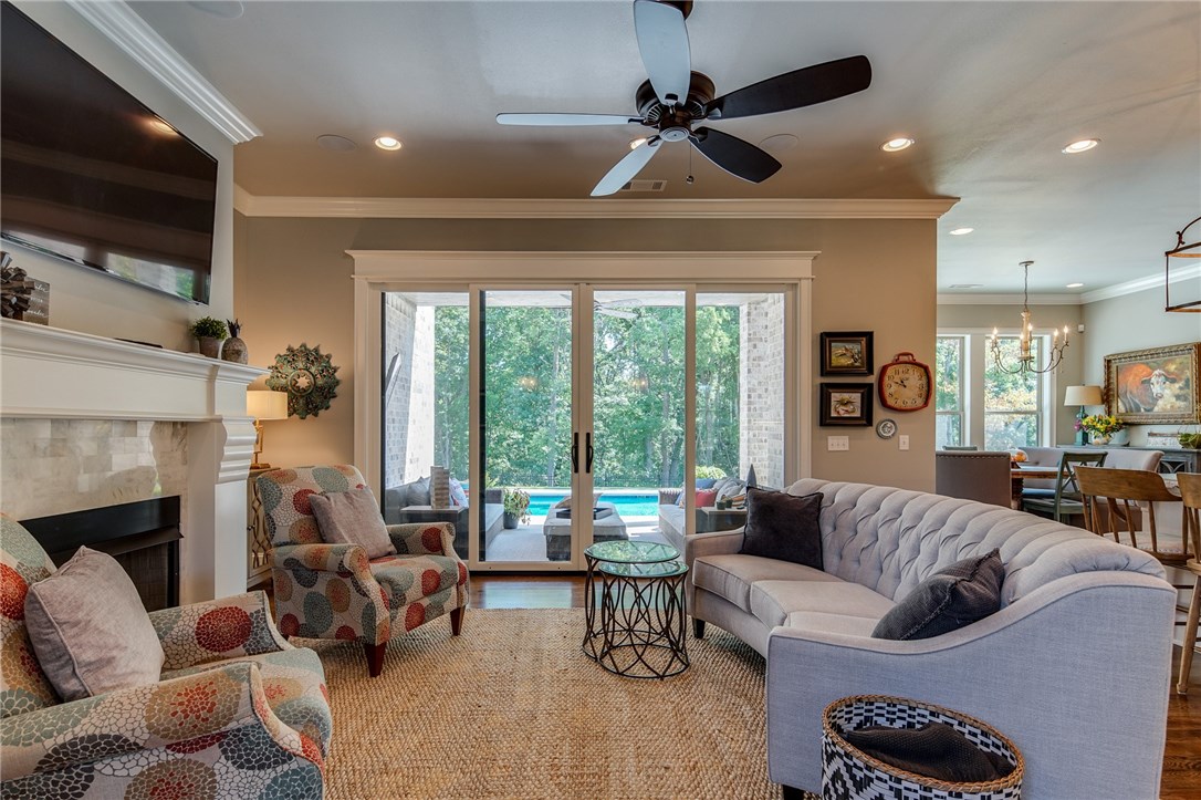 Oak Tree Centerton - Residential