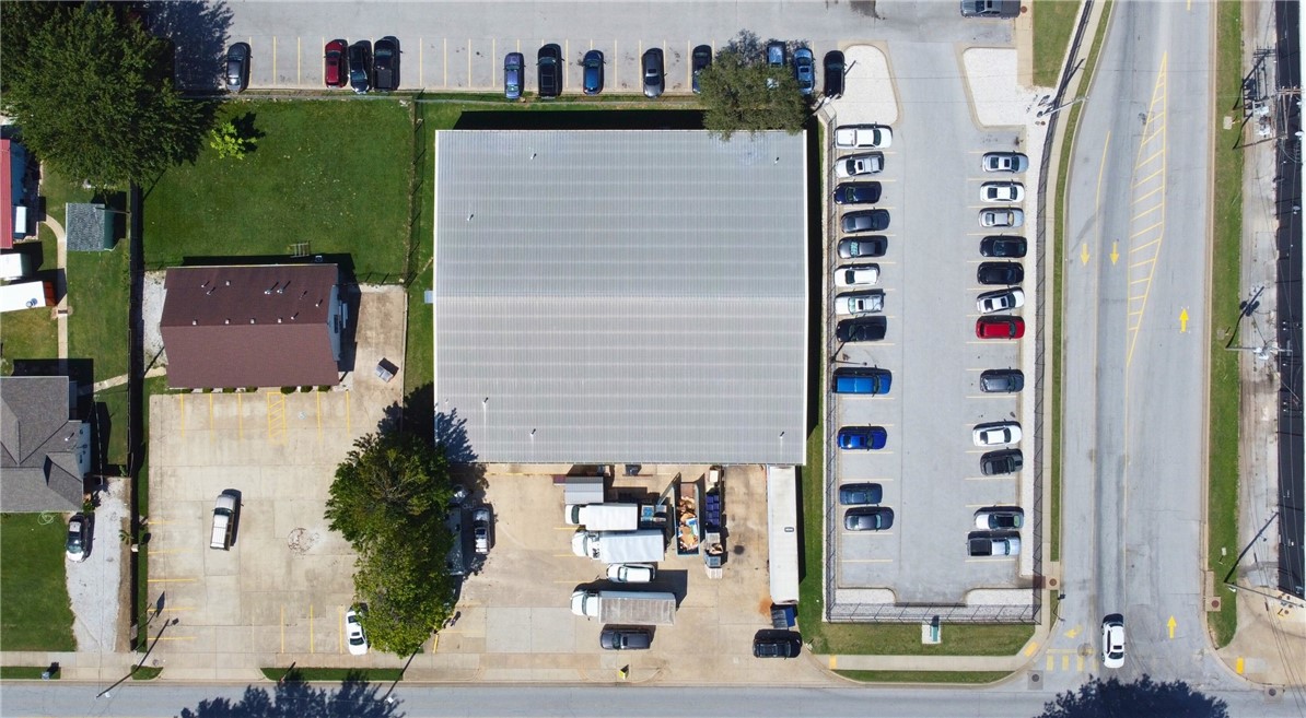 Springdale Outlots - Commercial Lease