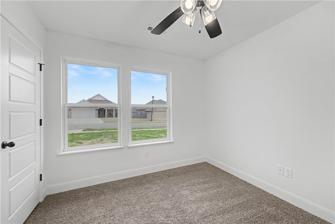 Deere Creek Sub Ph 1 - Residential Lease