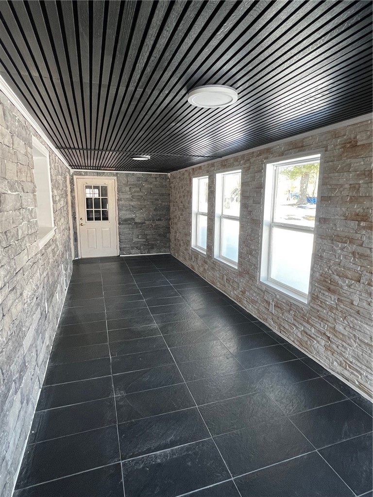 Springdale Outlots - Commercial Lease