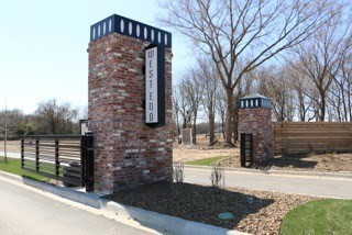 Premium 1+ acre lots located in Northwest Arkansas newest gated community! Enjoy these quiet country estates with convenient location and easy access to Bentonville Schools and only 6 miles to Wal-Mart home office. Build your dream home today with the premier custom builder Homes of Distinction, building unique, quality, and innovative homes. Lots have not been assessed for tax purposes.
Plat and covenants attached.