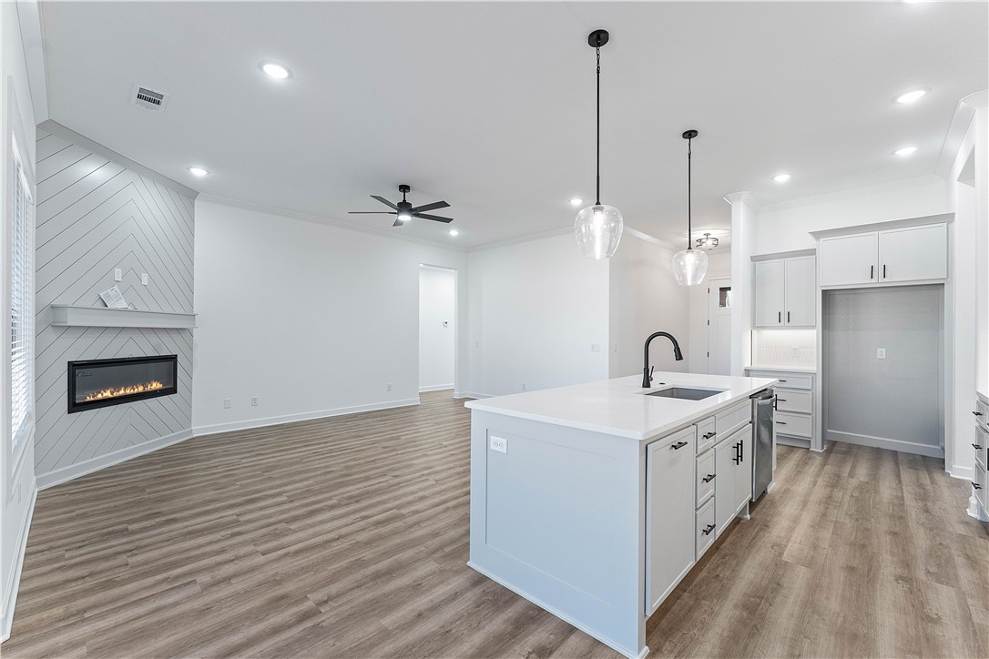 Yorktown 2 - Residential Lease