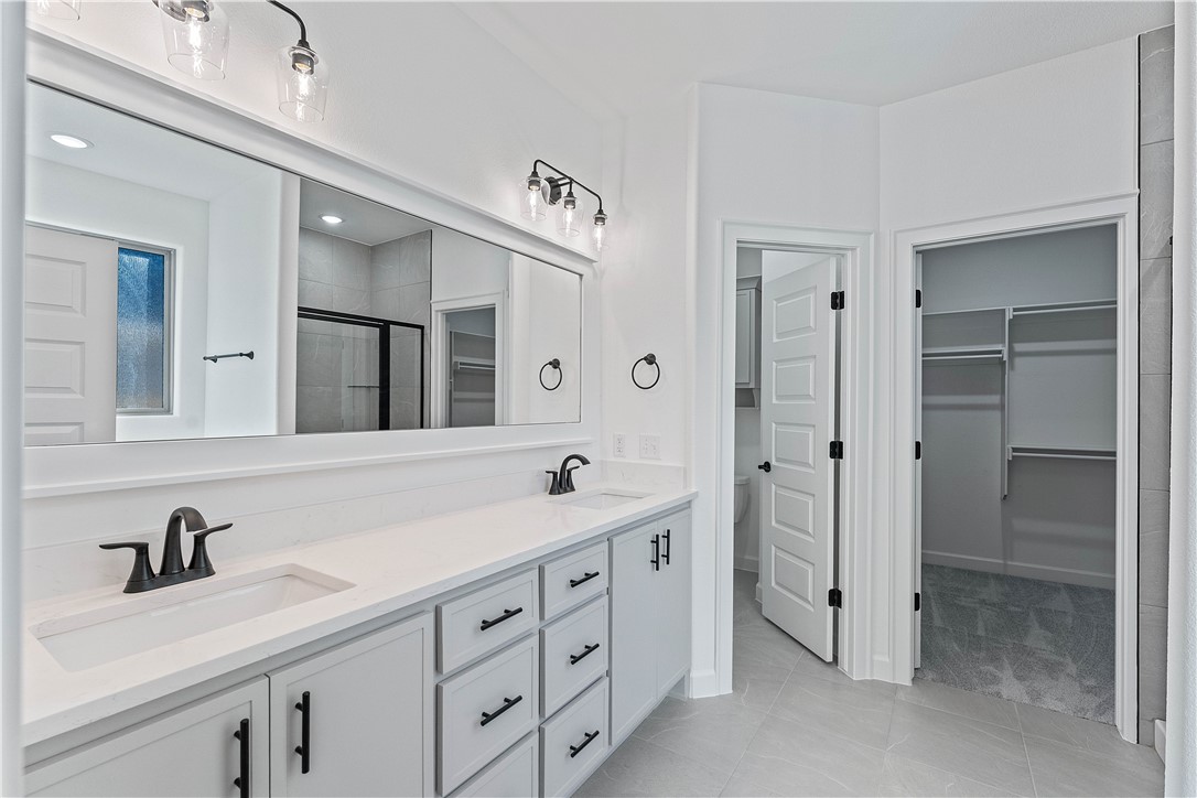 Yorktown 2 - Residential Lease