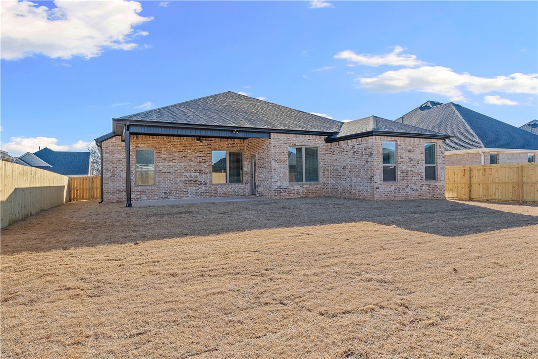 Yorktown 2 - Residential Lease