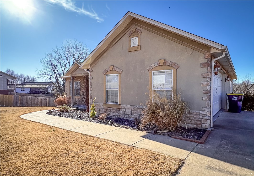 Ridgemonte - Residential