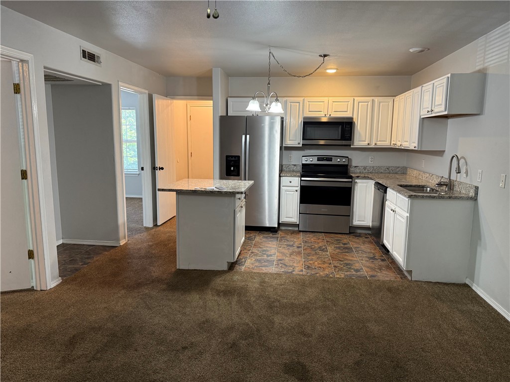 Quiet country living close to Crystal Lake just inside city limits. Spacious 2 bedroom 1 bathroom
units. Free Wi-Fi. Recently remodeled. Granite countertops. Fridge, oven range, dishwasher, and microwave included. On site coin operated laundry room.