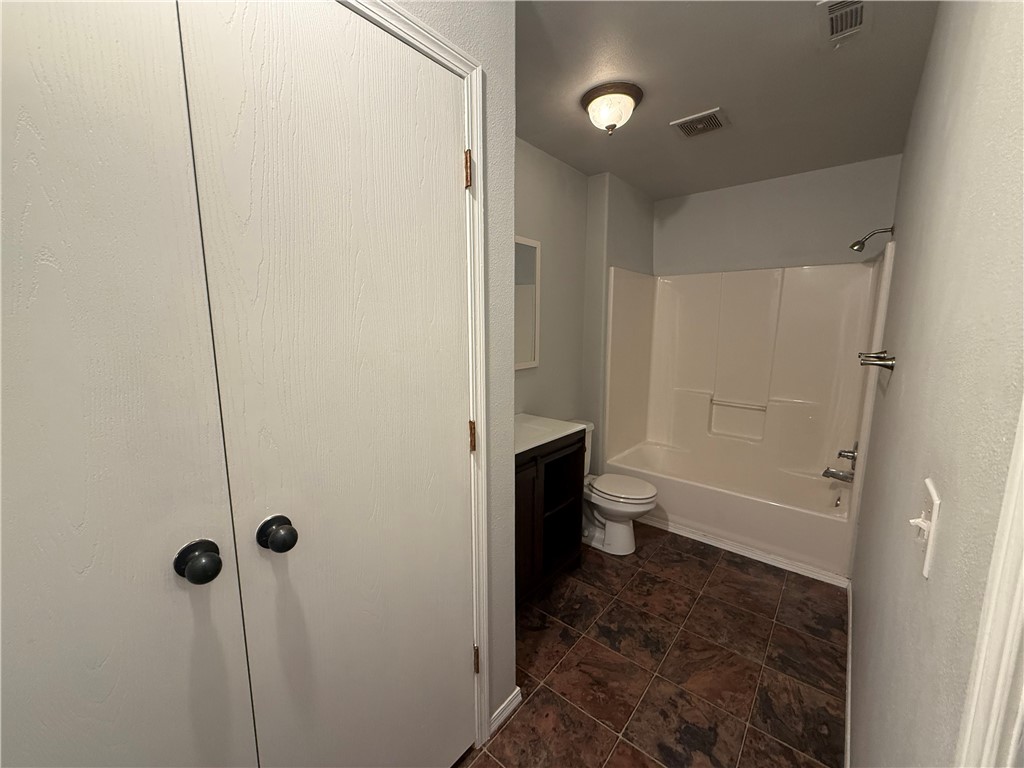 07-19-32-DECATUR - Residential Lease