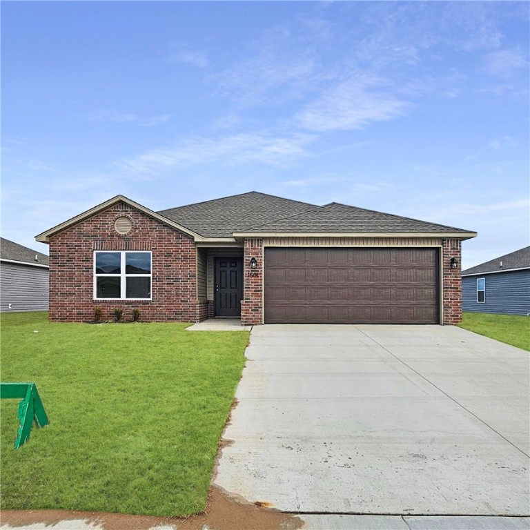 This home qualifies for up to $7,500 in closing cost assistance when using preferred lender and title! The Foster II plan is a delightful and inviting home design. Its curb appeal, characterized by the front porch and front yard landscaping, sets a welcoming tone from the moment you see it. This open-concept home offers a spacious living experience with its 3 bedrooms and 2 bathrooms. The kitchen is a highlight of the home, fully equipped with energy-efficient appliances. Learn more about this home today! *Photos are of similar model