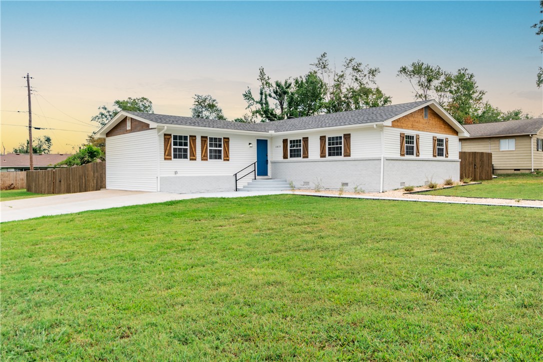 View Rogers, AR 72758 house