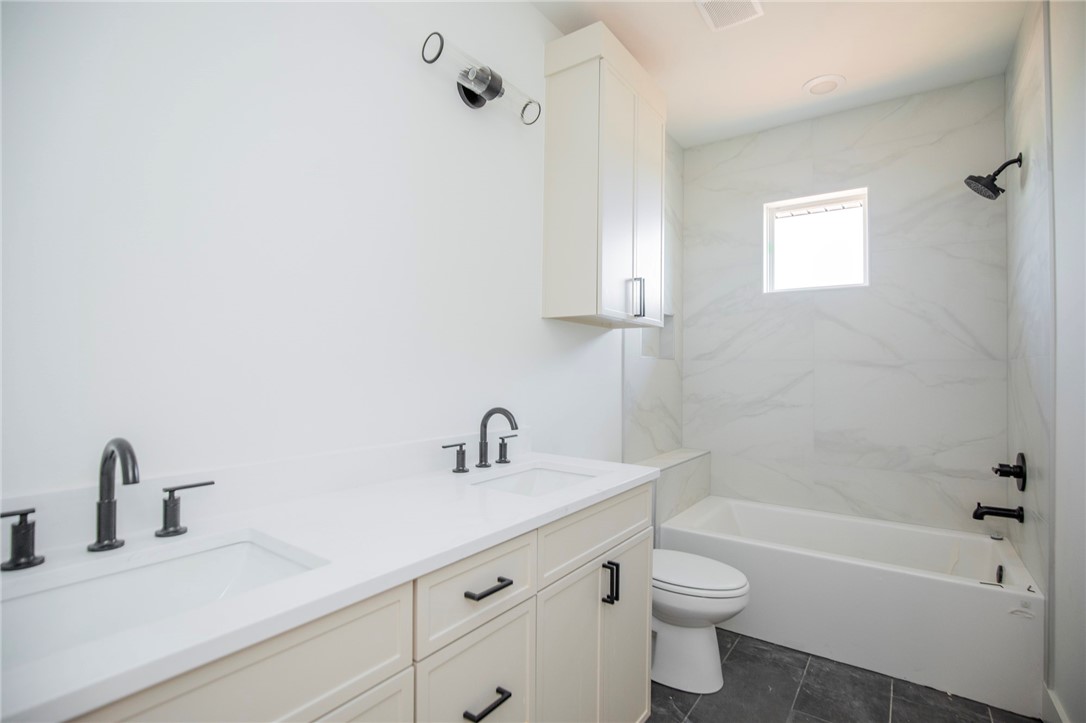 Shadow Valley Ph 11 Rogers - Residential