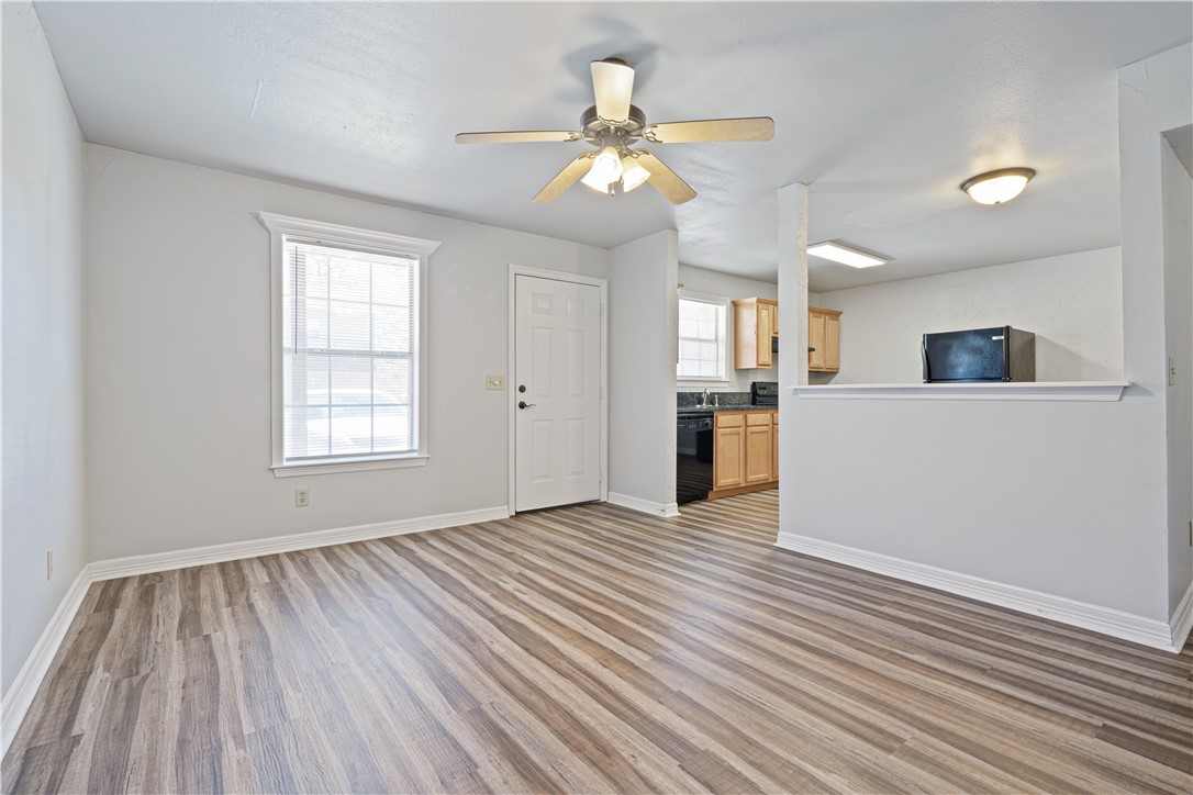 9-16-30 Fayetteville Outlots - Residential Lease