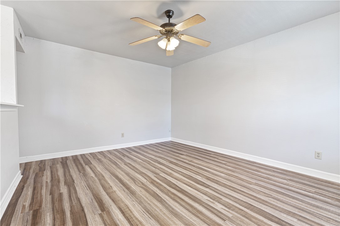 9-16-30 Fayetteville Outlots - Residential Lease