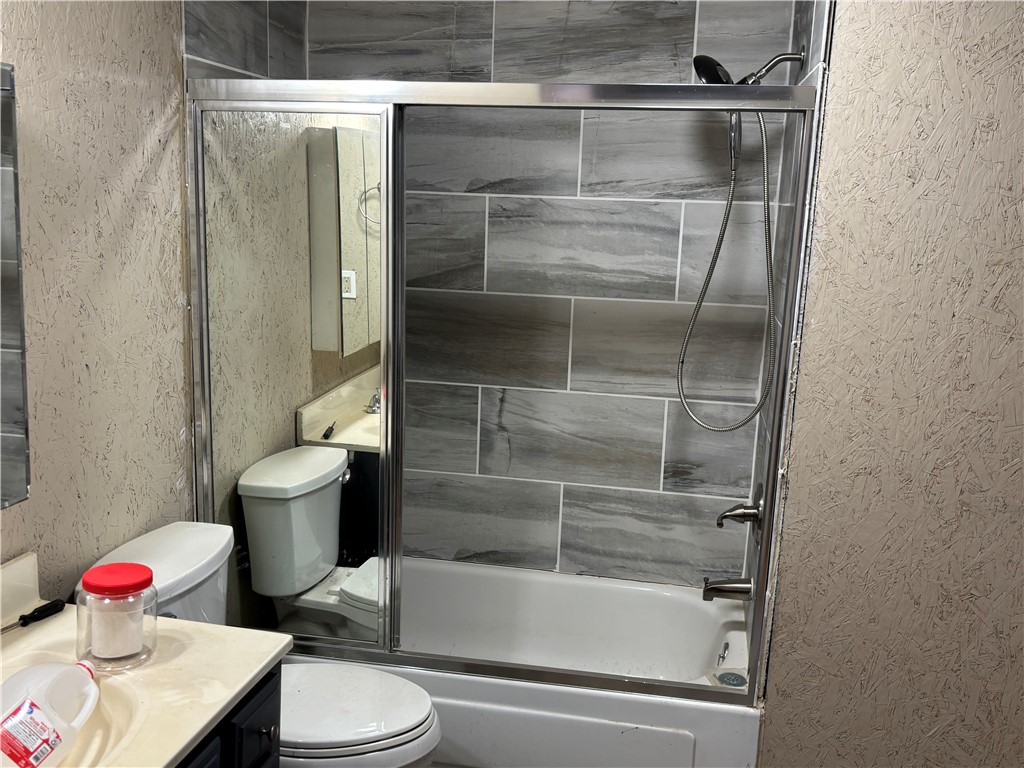 05-06-15Metes and Bounds - Residential