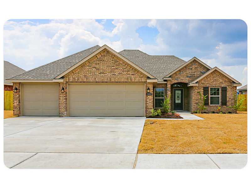 A must see 3 bedroom 2 bath split floor plan by Carrington Creek Homes! Spacious 3 car garage, study with doors opening up to the living room, crown molding, wood floors and more Home is minutes away from the Walmart Home Office, new schools, and,the new Neighborhood Markets!