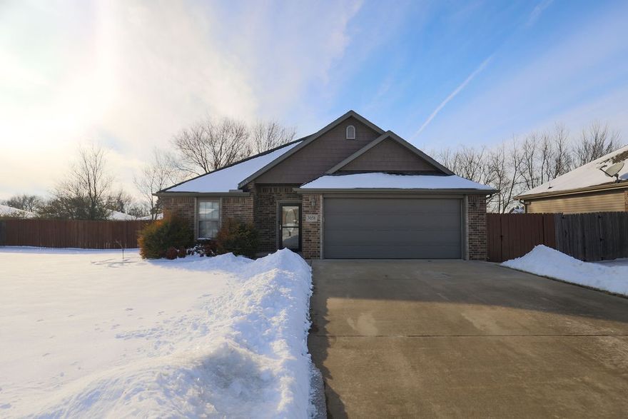 Welcome to this stunning, move-in-ready home in the heart of East Springdale’s Jacob’s Court! Built in 2015, this 3-bedroom, 2-bathroom gem perfectly blends modern style with a layout built for entertaining. The interior features an open-concept living area highlighted by gorgeous engineered hardwood floors and a cozy corner fireplace. With a smart split floor plan, the primary suite stays private while the other bedrooms offer plenty of room for guests or a home office. But the real showstopper is the backyard—your new favorite hangout spot. Head outside to a massive custom deck and gazebo, all enclosed by a full privacy fence—it’s the ultimate setup for weekend gatherings and summer hosting. All of this is tucked away on a quiet street just minutes from local schools and the best of Northwest Arkansas. Don’t miss out on this one!