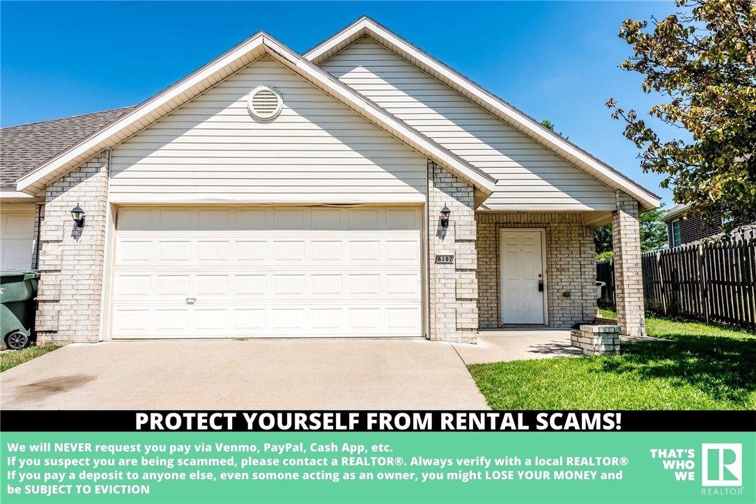 Coming soon! Available mid February. Taking applications now. Check out this cute 3bd/2ba duplex. *Tenant responsible for all utilities and lawn maintenance. Pets negotiable.