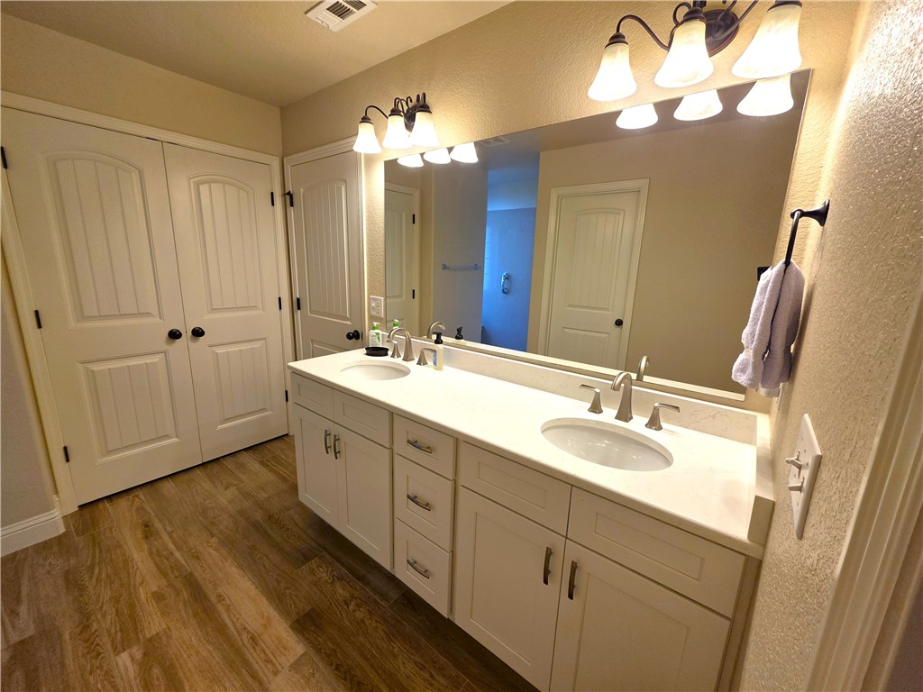 Dixieland Crossing Ph 2 Rogers - Residential