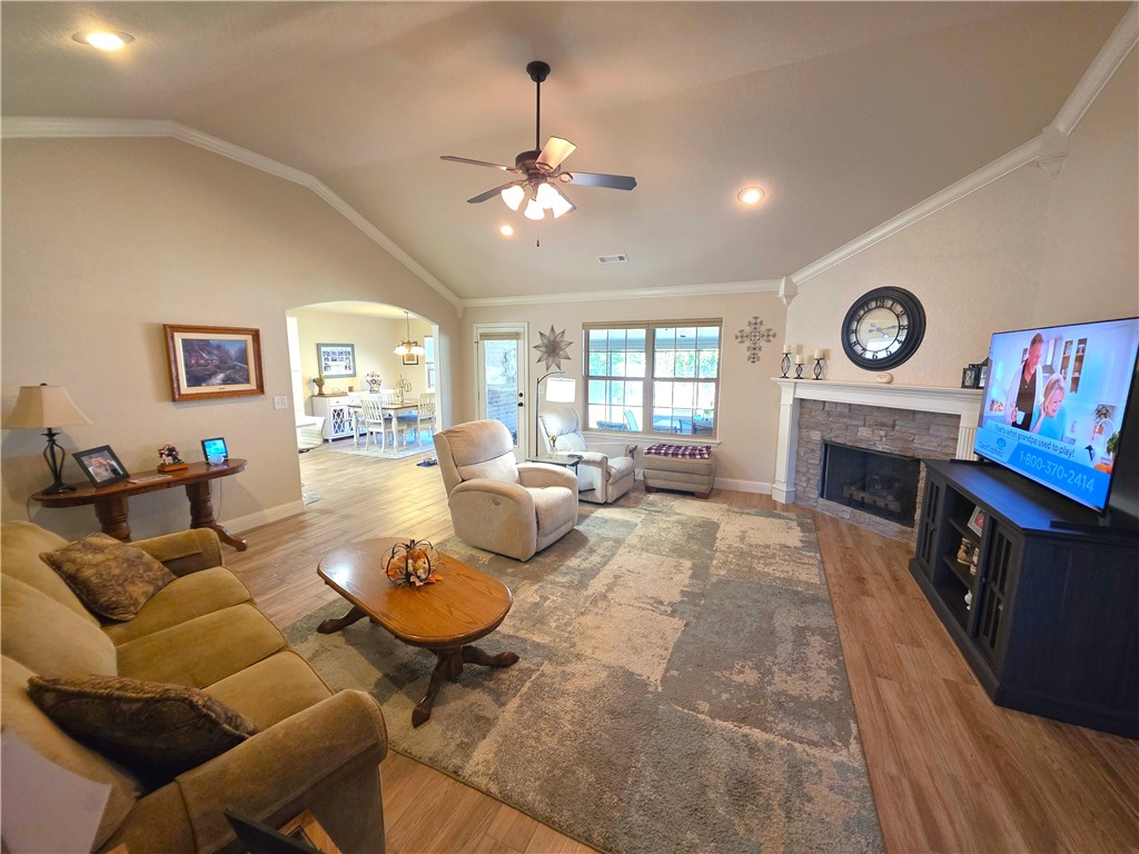 Dixieland Crossing Ph 2 Rogers - Residential