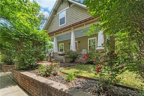 Fully furnished, craftsman style home on a quiet street in west Fayetteville. Easy access to the I-49 corridor and all that northwest Arkansas has to offer. Updated, charming 3-bedroom, 2.5-bathroom two story home, with a beautiful back yard. Ready to rent immediately at $2800/month. Six-month min lease. Comes with a barrel sauna. The lower level has hardwood floors, and a fireplace to keep you cozy and warm in the winter. Two wo bedrooms up with plenty of natural light. Prime location! HOA maintains green area park, and the Greenway trail system accessible via the main road, less than 2 minutes away. 2 minutes from Planet Fitness, 5 minutes from grocery stores, 6 minutes from Porter Rd Highway exit, 5-10 minutes from Owl Creek primary- and John Colbert middle-schools.
Renter responsible for all utilities. Must show three months of stable income and pass a background check. Recommended that renter keep renter's insurance. No smoking. No pets allowed. Exception may be given for one small pet with pet deposit.