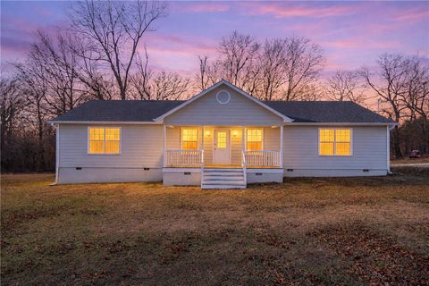 Photo of 15457 Ashmore Drive, Garfield, AR 72732 (MLS # 1332018)