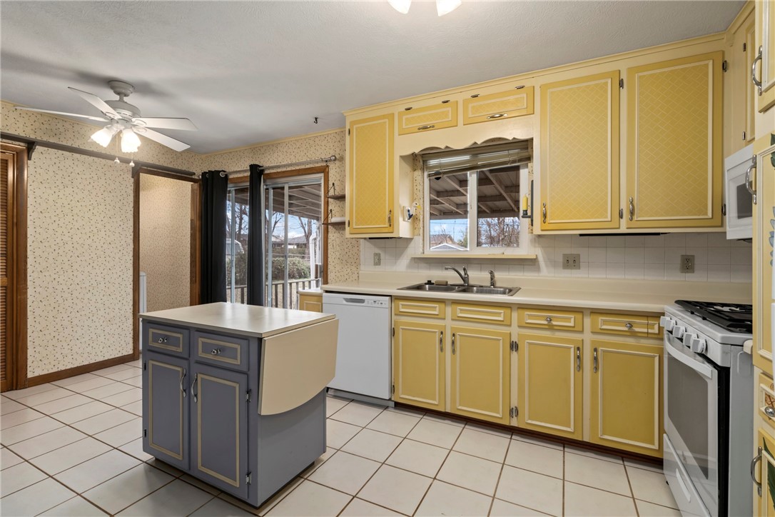 Pettys 2nd Sub Siloam Spgs - Residential