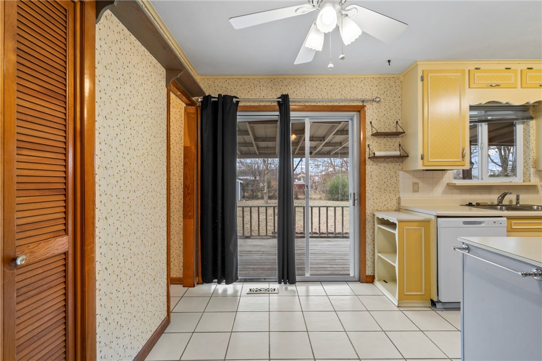 Pettys 2nd Sub Siloam Spgs - Residential