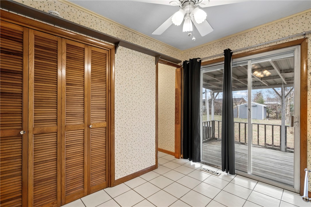 Pettys 2nd Sub Siloam Spgs - Residential