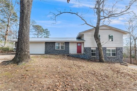 Photo of 8512 Pine Ridge Drive, Rogers, AR 72756 (MLS # 1330107)